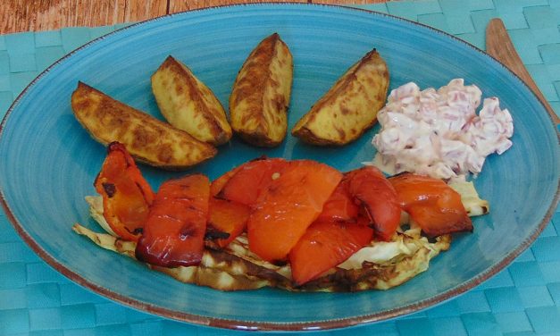 Grillkartoffeln mit Paprika und Spitzkohl